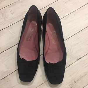 👠On SALE❤️💯Ferragamo Velvet Ladies Shoes DB70257